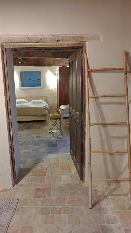 Le Manoir De Gatines Panzió Tigné Kültér fotó